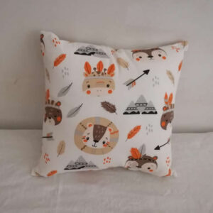 Almohadón plumitas Tipitoi